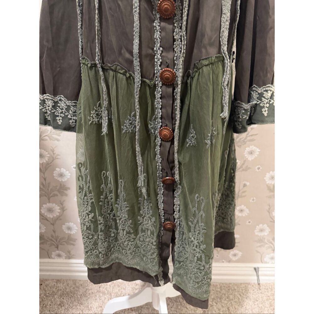 Pretty Angel Dress Size Medium - Picture 3 of 8